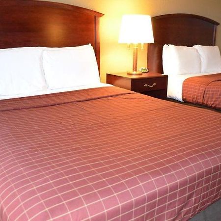 Shorecrest Motor Inn Ντητρόιτ Εξωτερικό φωτογραφία